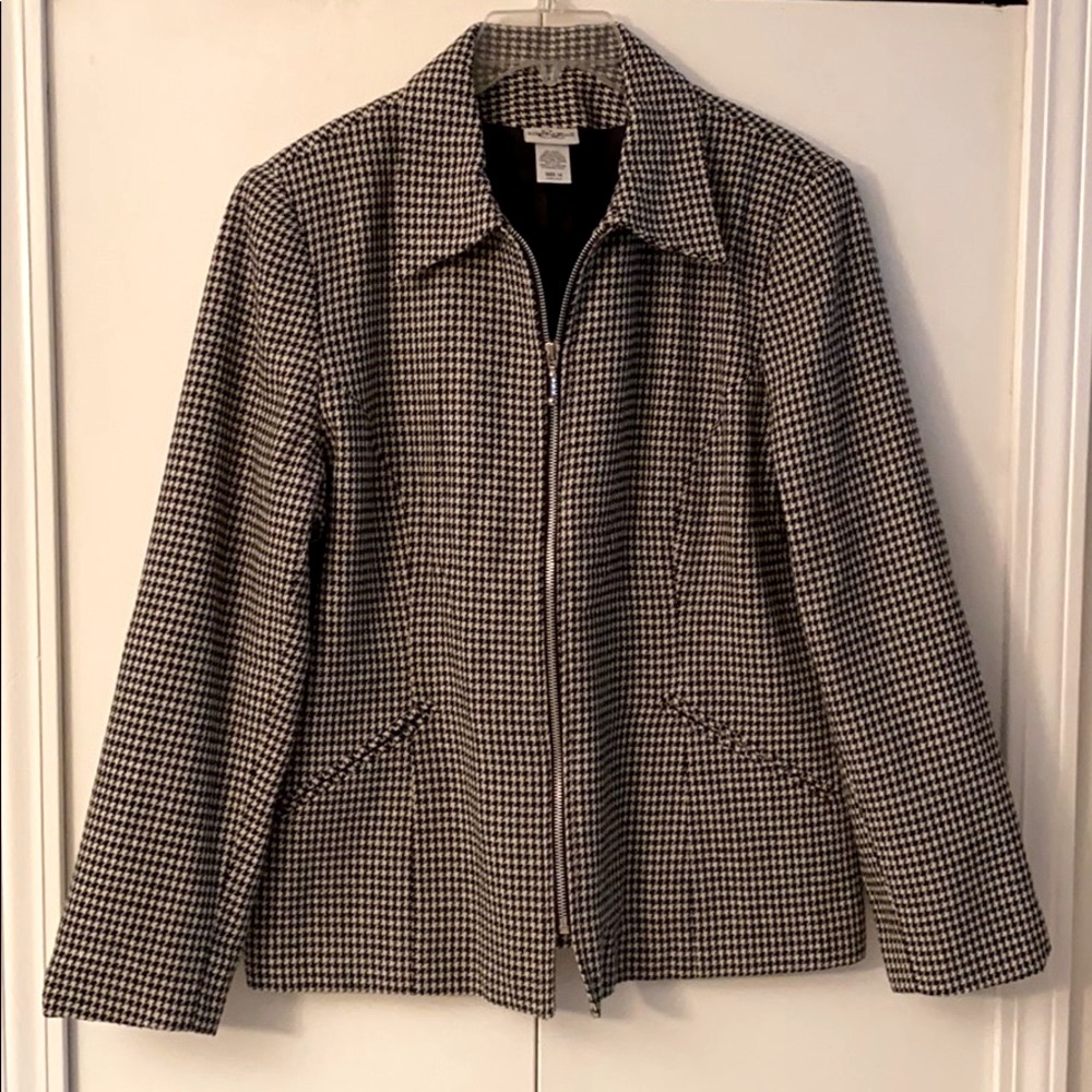 Hilliard & Hanson Black and White Blazer